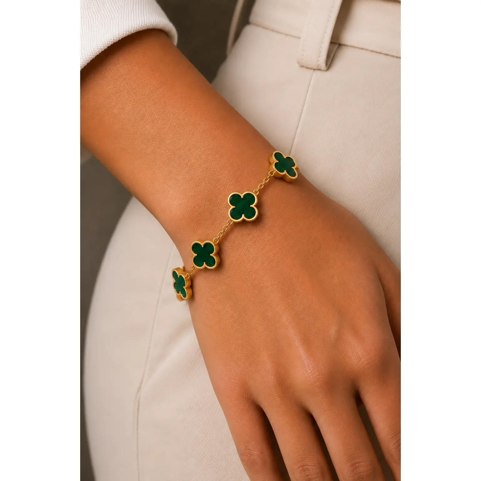 Unisex Clover Bracelet - 18k Gold Plated Design