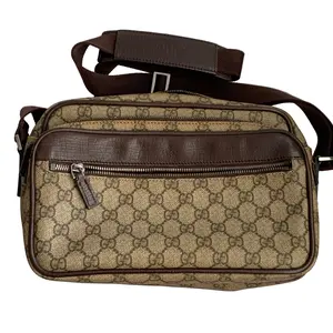 Pre-owned GUCCI Bag Crossbody Bags GG Supreme unisex crossbody authentic with COA