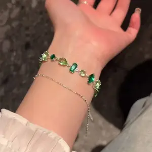 2025 New Trend Irregular Geometric Emerald Bracelet Daily Wear Light Luxury Jewelry Design High-end Feel