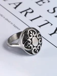 Men's Non-Fading Punk Style Retro Geometric Pattern Stainless Steel Ring, Unique Spinning Fashion Band, Stylish and Mysterious Accessory