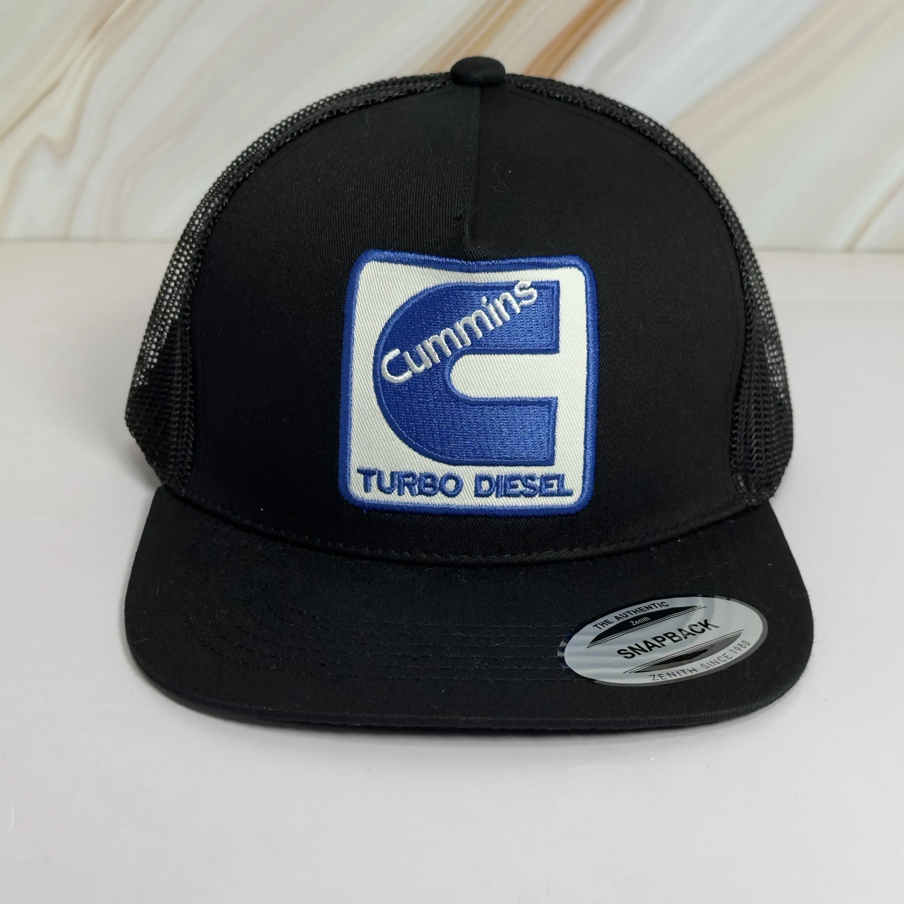 Embroidered Sun Protection Cap – Curved Brim Coverage, Adjustable Comfort Fit, Outdoor Essenti