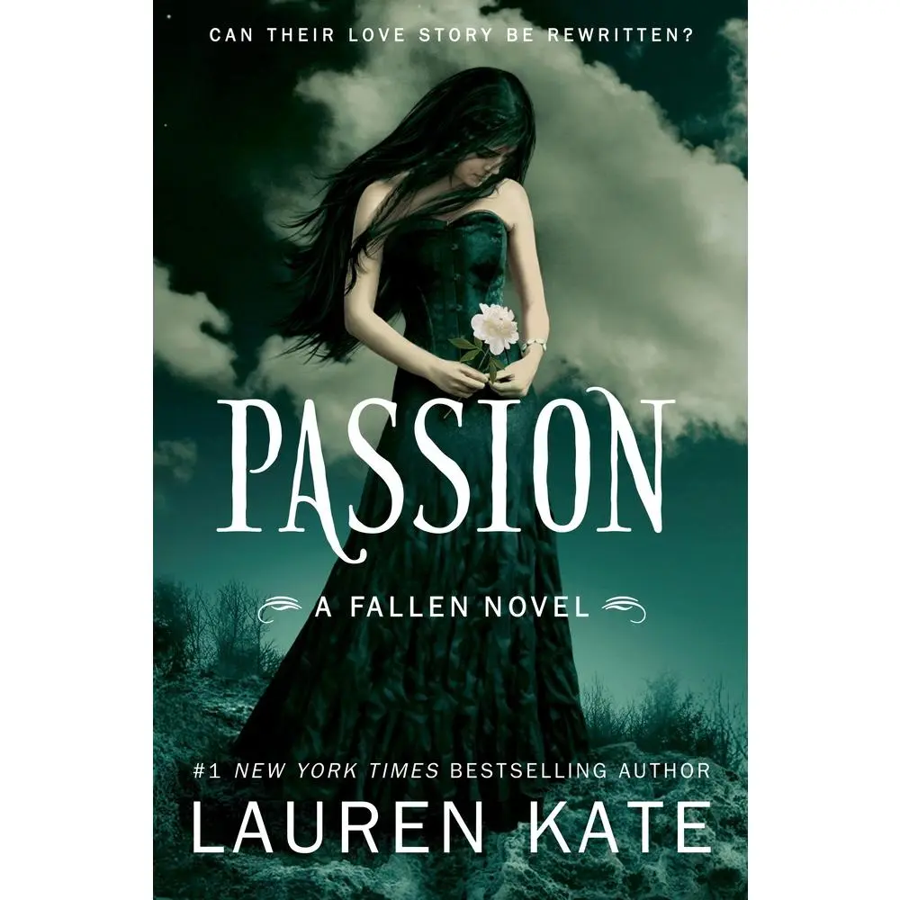 USED Book - Passion by Kate, Lauren (Paperback) - english
