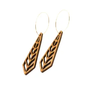 lovelevel | Natural Wood Earrings | SPRUCE | Sustainable Fashion | Handmade Wooden Earrings