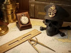 3D Printed Navy Chief "Silver Star" Skull & Crossbones Desktop Emblem - Handcrafted USN Mess Symbolism