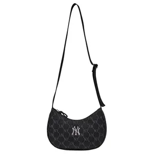 MLB New York Yankees 25FW Vintage Logo Nylon Polyester Unisex Shoulder Bag