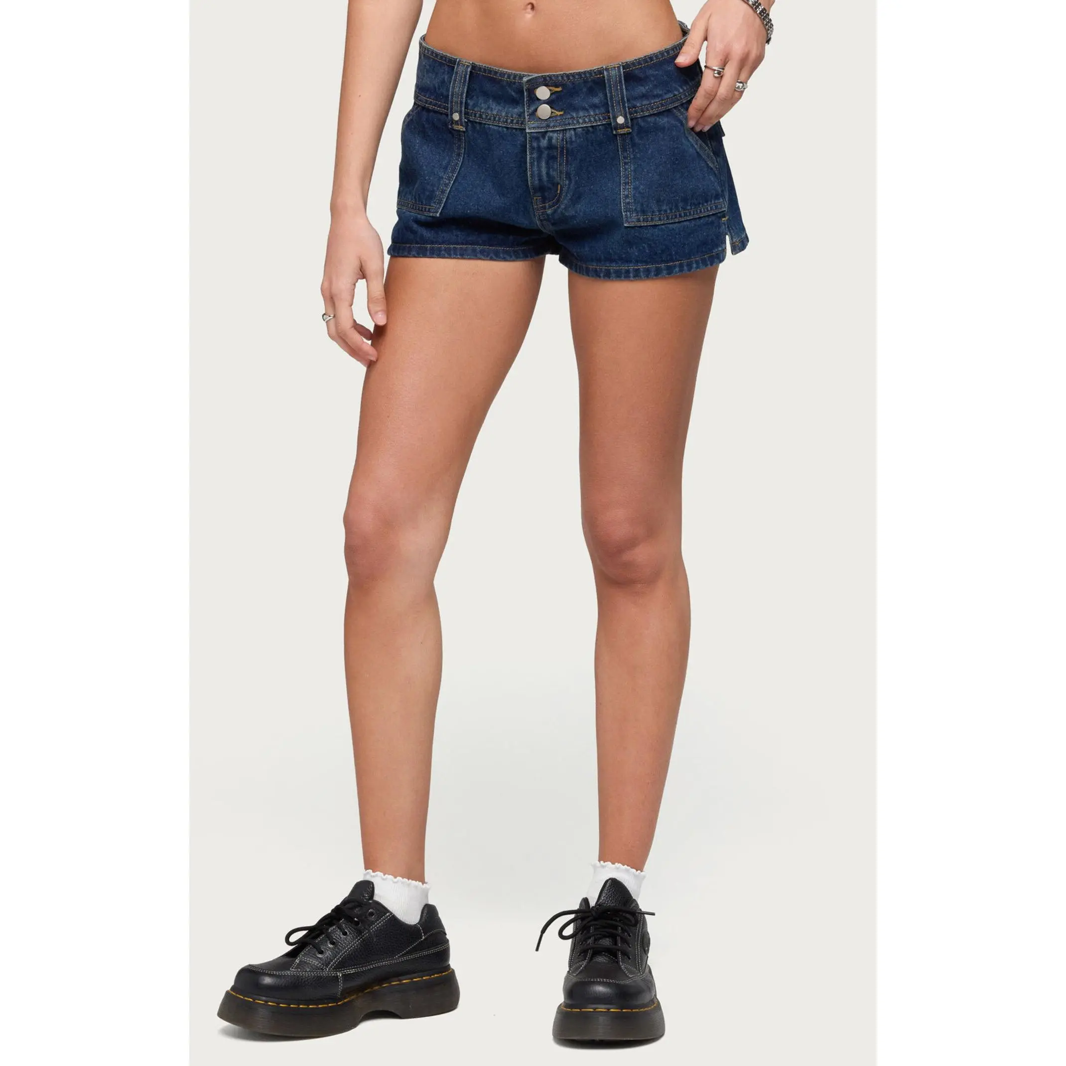 Edikted Women's Keinan Low Rise Jean Shorts