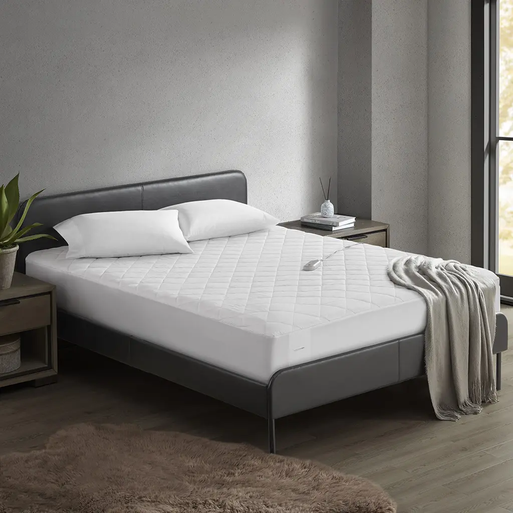 Sharper Image SI55-0058 Twin Size Heated Mattress Pad - White Embossed Microfiber, 39"w x 75"l + 15"d, 0.8" Thick, 4.63 lbs, 10-Hour Auto Shut-Off, ETL Certified, Machine Washable, Enhances Sleeping Warmth