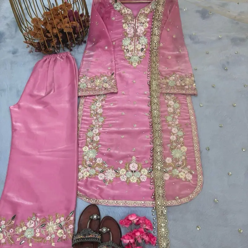 Indian Pakistani Punjabi Suit Women's Womenswear - Green Color, Long  Sleeves, Comfortable Fit, Suitable for Costume and Special Occasions -  Clothes Style Dress Elegance - TikTok Shop