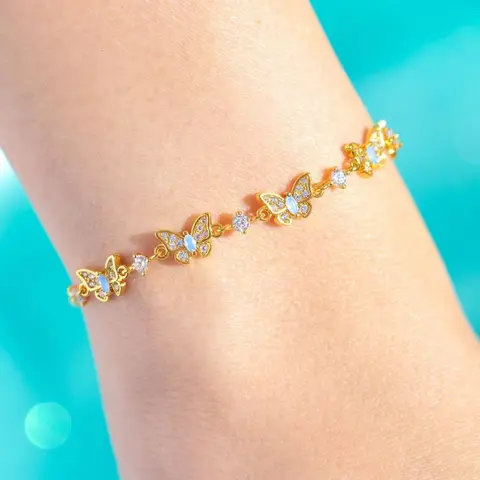 TMANI Adjustable Charm Bracelet - Sparkling Rhinestone Bling, Bejeweled Butterfly Animal Charms, Women's Fashion Modern Versatile Accessories, Everyday Wear Costume Jewelry for Women, Gifts for Girlfriend, Bejeweled Style Pieces