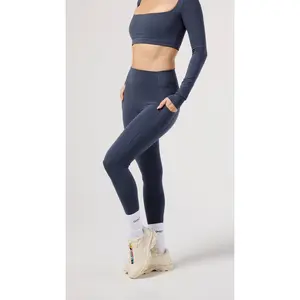 Embody High-Waisted Leggings W Pockets