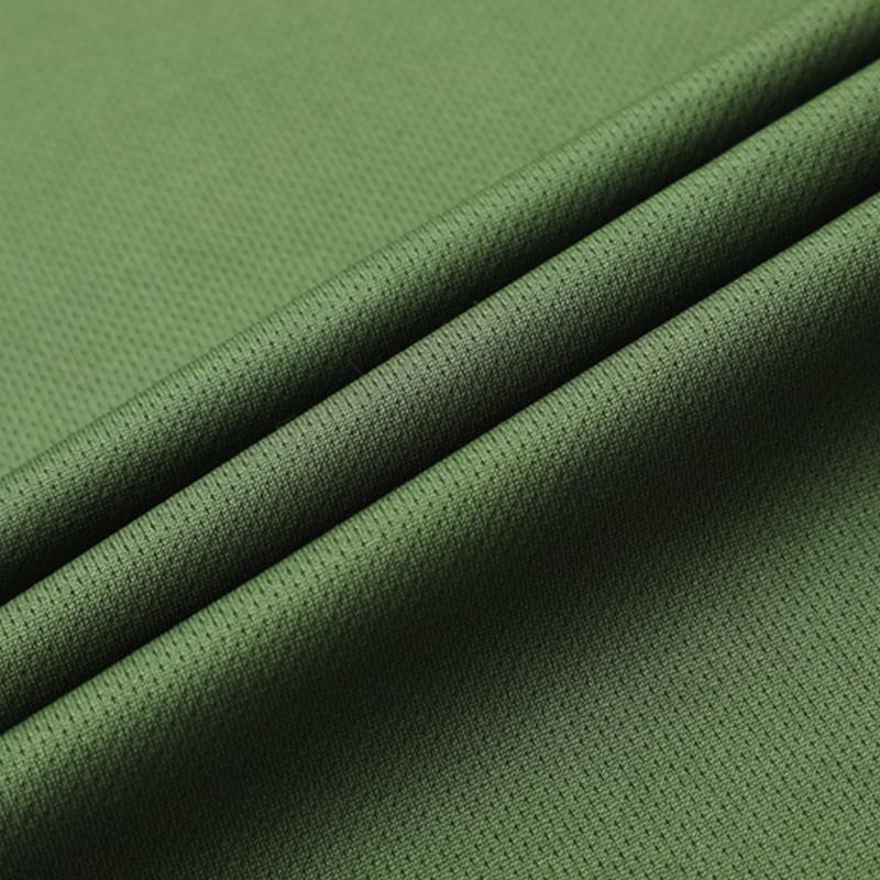 Spring and autumn long-sleeved polo shirt with turned-down collar. Solid color, glossy fabric, multiple colors. Polo shirt for casual sports wear for men. Perfect for traveling and work.