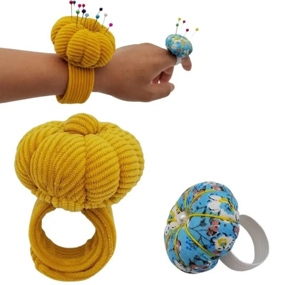 Wrist Pin Cushion, Sewing Needle Organiser, Embroidery Needle Holder, Pop-Up Grommet Wrist, Pumpkin Shaped Finger Ring Pin Cushion with Elasticated Strap for Sewing, Quilting, DIY Crafts, Needlework