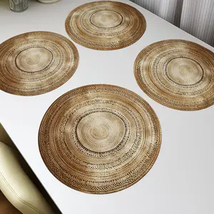 4pcs rug with circular pattern in minimalist style 15-Inch Round Polyester Placemats ， pattern, Perfect for Kitchen Parties and  Dining Decor, Kitchen Table Mats Vibrant Table Setting  Durable Tableware, Table Decor, Household Placemat