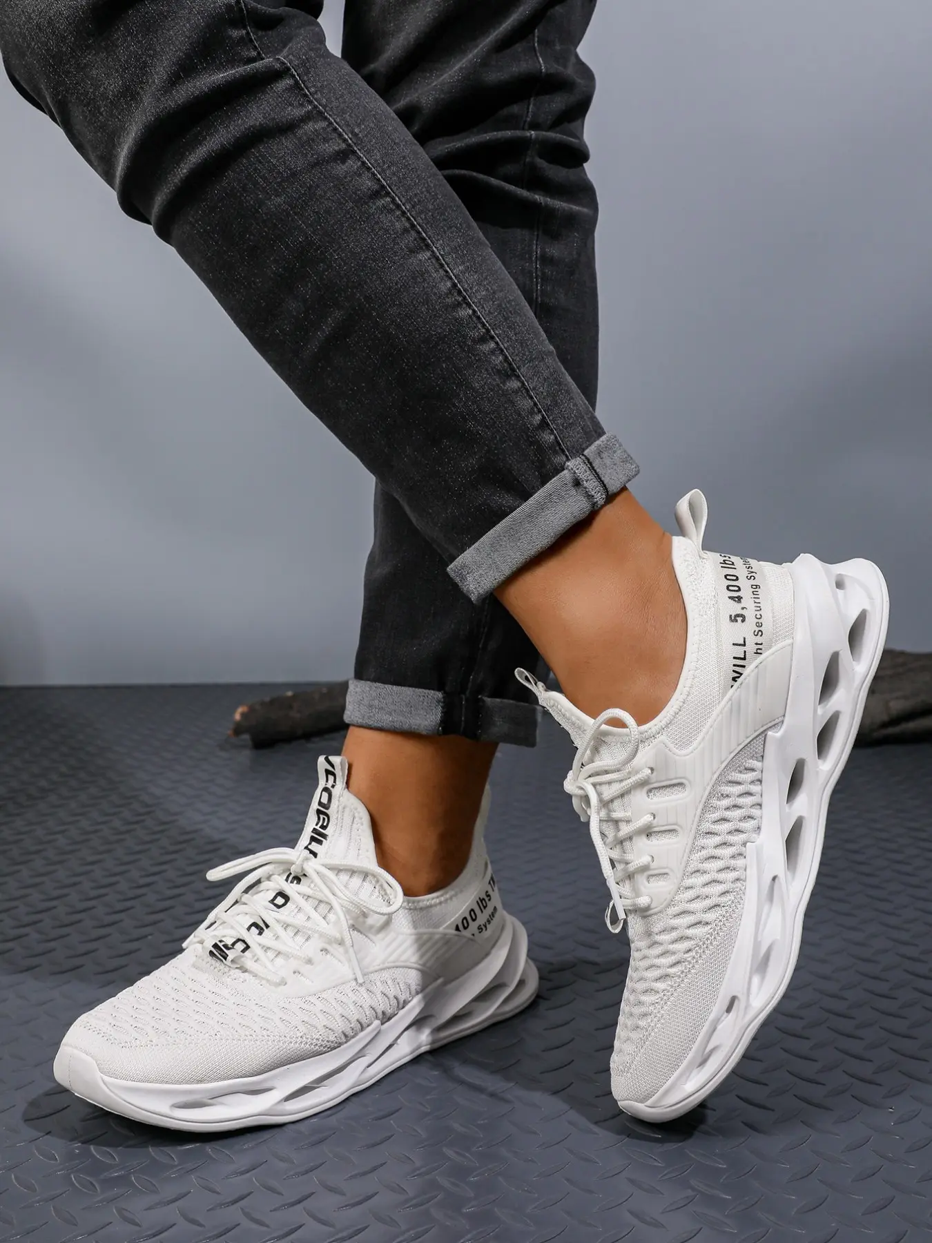 Men's Casual Sport Shoes, Lightweight Anti-Slip Wear-Resistant Running Shoes, Breathable Mesh Walking Running Sneakers, Height Increasing Coconut Shoes