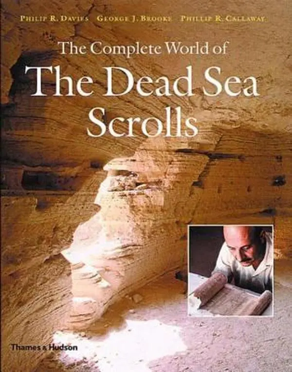 USED Book - The Complete World of the Dead Sea Scrolls (The Complete Series) by Philip R. Davies (Hardcover) - english