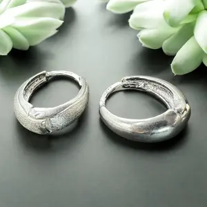 OVAL EARRING IN MEXICAN SILVER .925