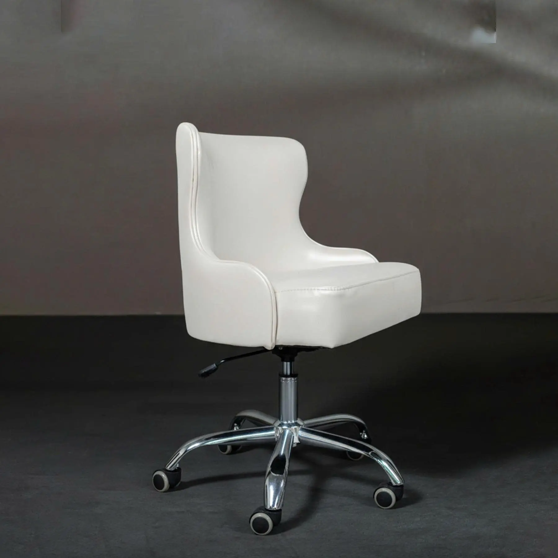 LUX550 Technician Rollable Chair for Manicure Station