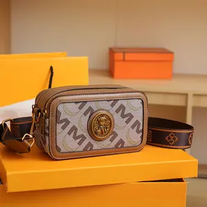 Summer 2026 New Fashionable Camera Bag with Trendy Print, Small Square Bag with Wide Shoulder Strap, Women's Crossbody Bag