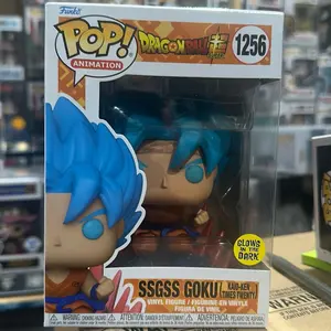 Funko Pop SSGSS Goku Glow