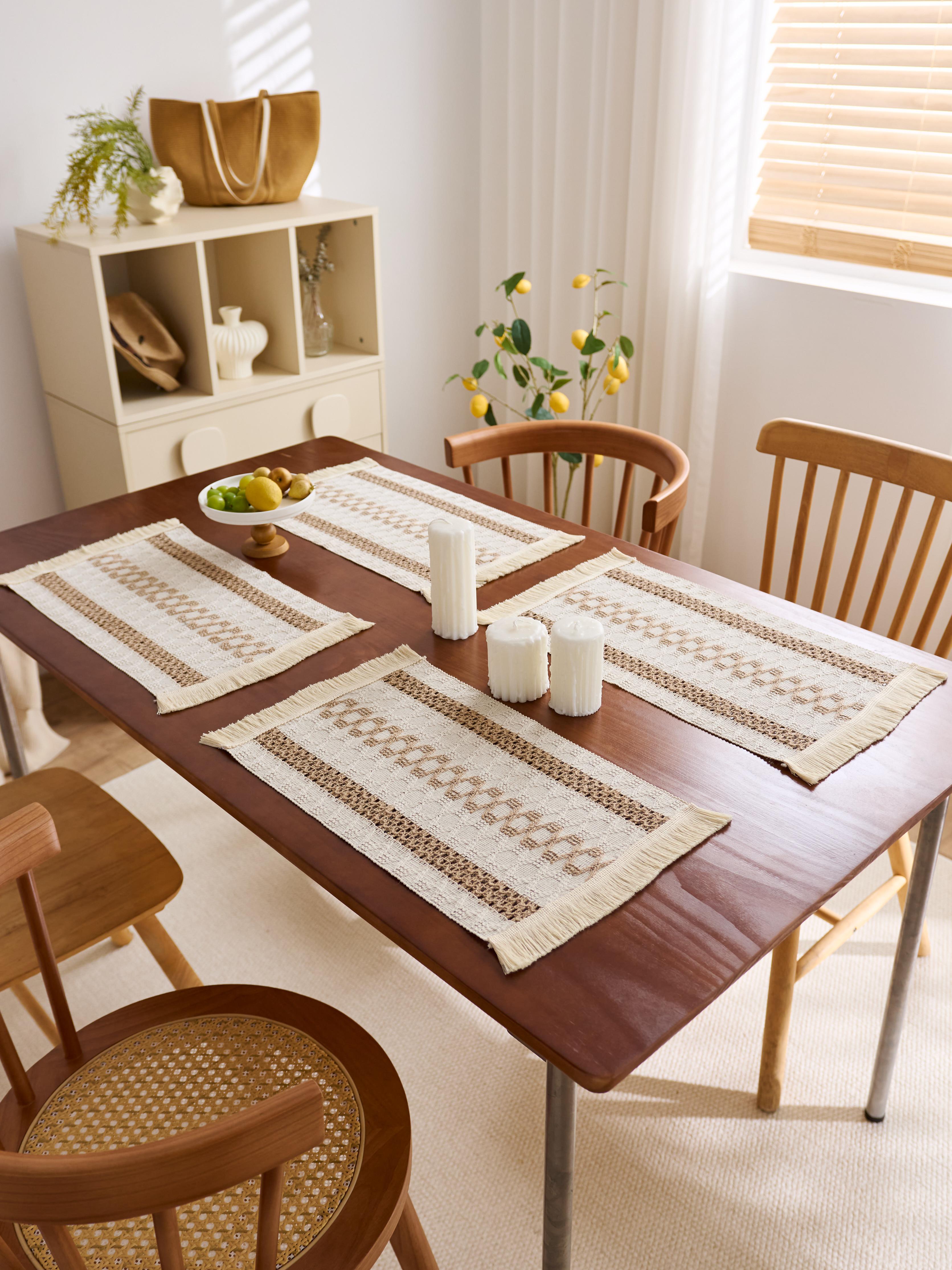 Boho Placemats Set of 4/6, 100% Polyester Woven Farmhouse Table Mats 11.81 x 19.69 Inch, Beige Brown Rustic Dining Placemats with Fringe Tassels for Kitchen, Dining Room, Party, Holiday Decor