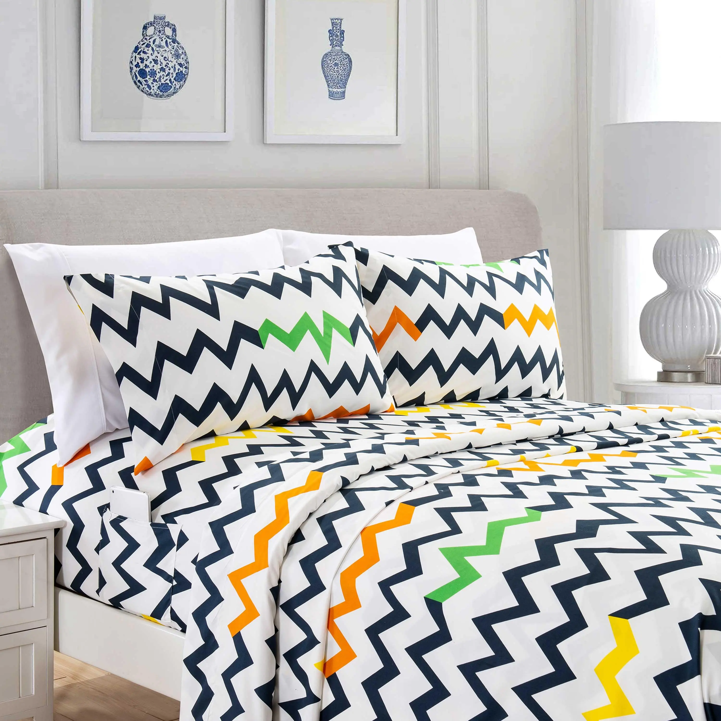 Elegant Comfort 6-Piece Chevron Pattern Sheet Set - Ultra Soft Hotel Quality with Deep Pocket Fitted Sheet & Smart Side Pockets