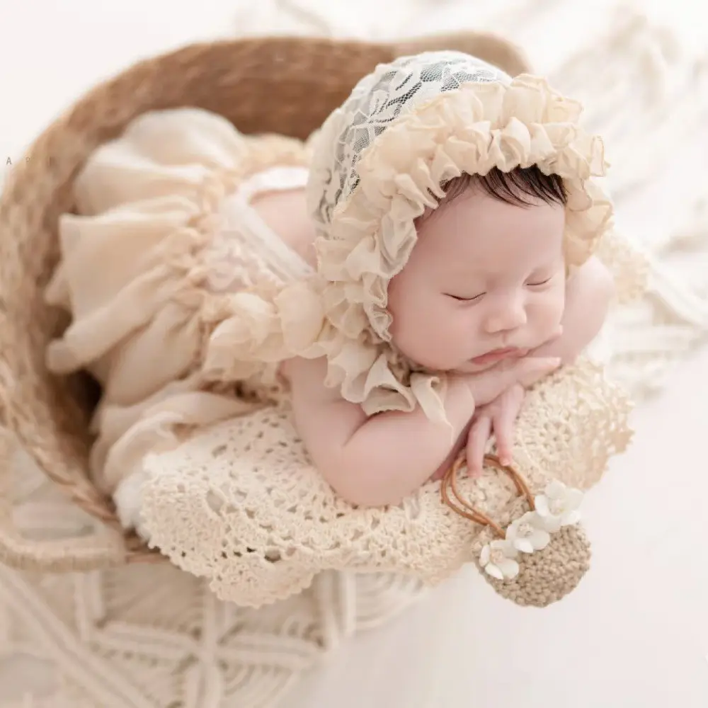 Newborn Lace Princess Dress Photography, Baby Photo Dress, Infant Costume, Baby Girl Dress, Elegant Baby Dress for Photoshoots, Princess Peach Poofy Dress, Cute Dress