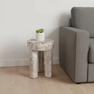 HomeRoots 659063 19 x 13 x 13 in. White Solid Wood Round End Table