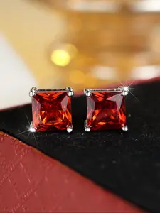 Simple and charming red square cubic zirconia silver four-prong ladies' stud earrings, Solitaire Earrings, Fashionable and versatile jewellery designed especially for ladies Jewellery gifts