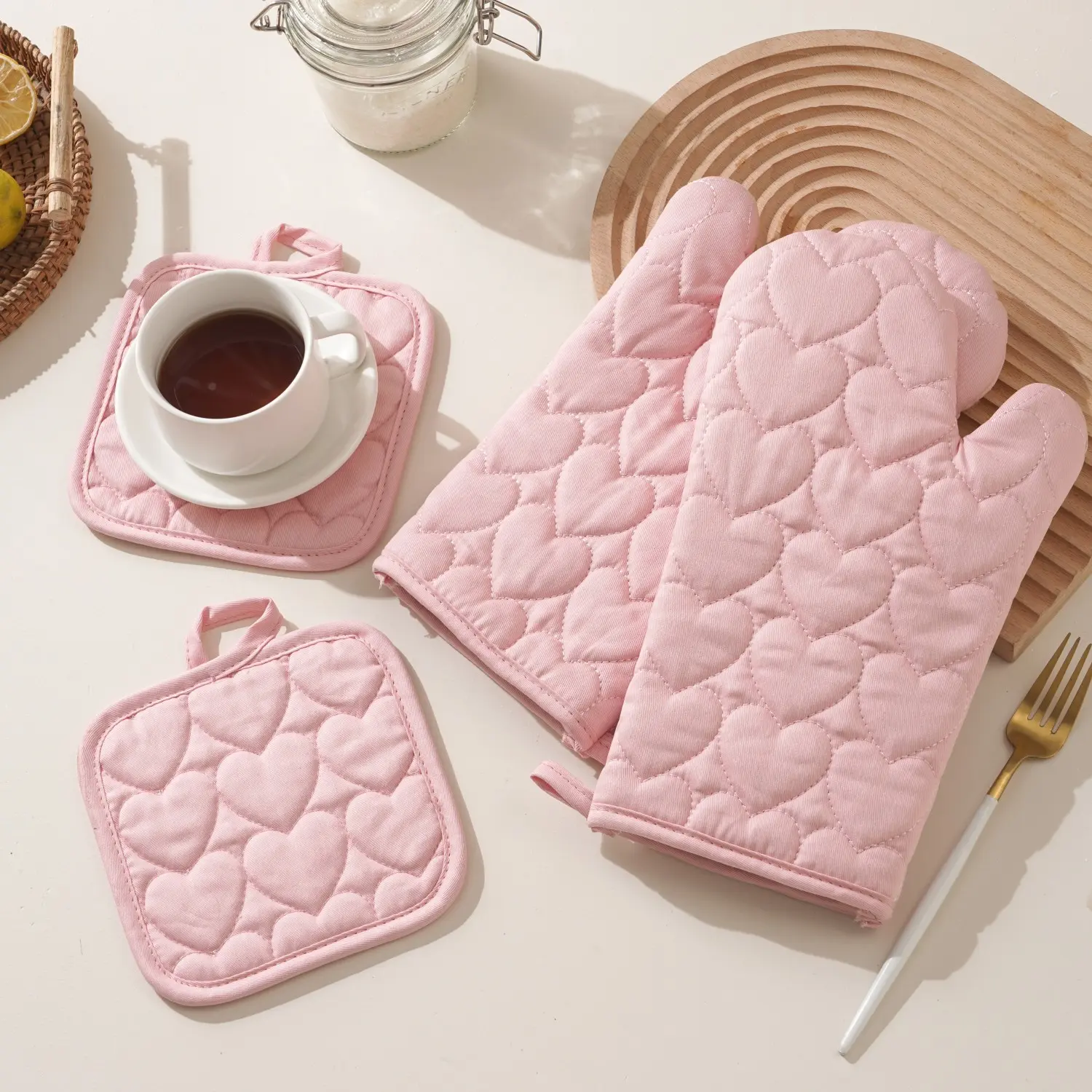 Cute Heart Oven Mitt and Pot Rack Set, High Heat Resistant 500 Degrees, Extra Thick Baking Kitchen Gloves, Extended Oven Mitts