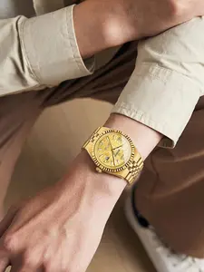 Men's Business Luxury Quartz Watch, Diamond Accents 3D Grid Dial, Luminous Date Display, Water Resistant Wristwatch, Premium Box