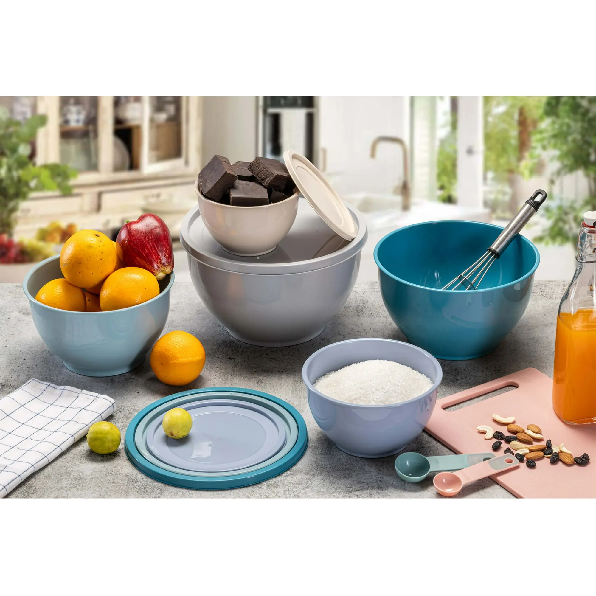 10-Piece Polypropylene Tableware Mixing Bowl Set with Lids - Nesting Nonslip, Assorted Colours, BPA-Free, Microwave & Dishwasher Safe, Multi-Size Plain Bowls for Meal Prep (5 Sizes)