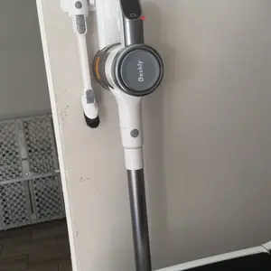 Product Review of Dezkly Cordless Vacuum Cleaner, 300W 23KPa Lightweight Stick Vacuum with 48mins Runtime Battery, 3 Suction, LED Display, Powerful Vacuum Cleaner with Sofa Brush for Hard Floor/Carpet/Pet Hair/Car from D**️