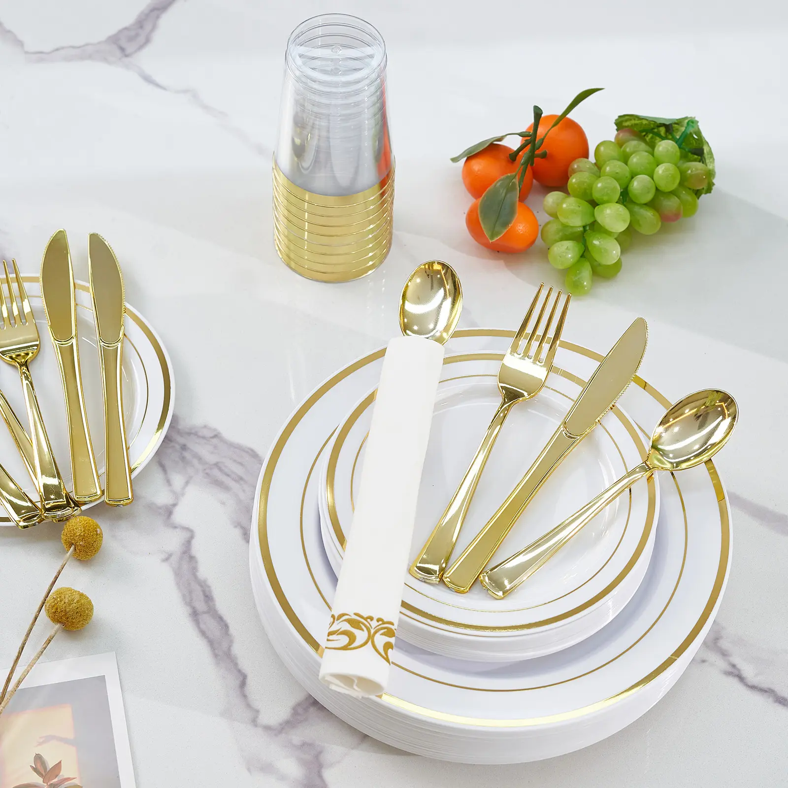 350 pcs / 700 Pcs Gold Plastic Plates Disposable Silverware and Cups