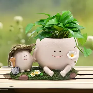 Smiley Face Resin Succulent Planter, Fun Hat and Chair Shaped Plant Pot, Resin Flower Pot, Cute Indoor Outdoor Decor, Unique Gift for Mothers and Plant Lovers, Home Decor Pots