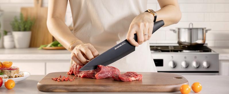 Astercook Kitchen Knife Set with Block, 17 PCS High Carbon Stainless Steel Sharp Serrated Steak Knives Set, Chef Knives, Bread Knife, knives  set