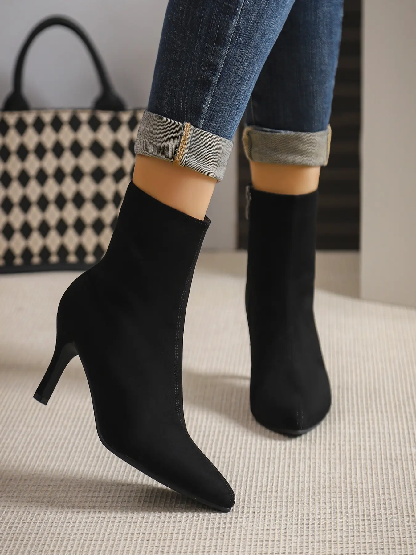 Women's Solid-Color Pointed-Toe High-Heel Side-Zip Design Fashionable Women's Boots Fleece-Lined for Warmth Velvet Fabric Short-Boot Style Elegant Boots Zipper Boots