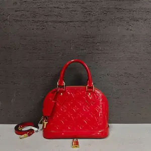 Pre-owned Louis Vuitton Patent Shoulder Bags 7.8'' R14359 Shoulder Bag C14303842739 0409 T1 Rina