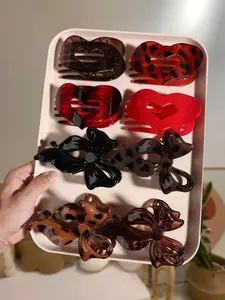 Butterfly & Heart Design Hair Claws, Hair Clip Set, Cute Hair Accessories for Women & Girls, Minimalist Headwear Suitable for Thick Hair