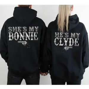 Made in USA DLA MĘŻA ŻONY PAR NA WALENTYNKI BONNIE CLYDE Couple Matching Hoodie designed with 100% Cotton, casual pullover for men and women, perfect gift