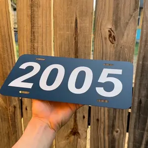 Engraved Year Plates - Customizable Gift for Any Occasion