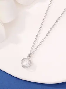 Elegant Women's Minimalist Single Diamond Collar Necklace, Chic Fashion Pendant, Unique Luxury Style, Perfect for Everyday Wear