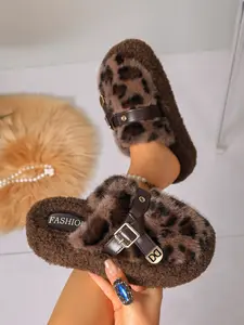 Cute Plush Slippers for Women, Autumn Winter Warm Home Essentials, Anti-Slip Thick Sole Soft Cat Paw Feel, Perfect Christmas Gift