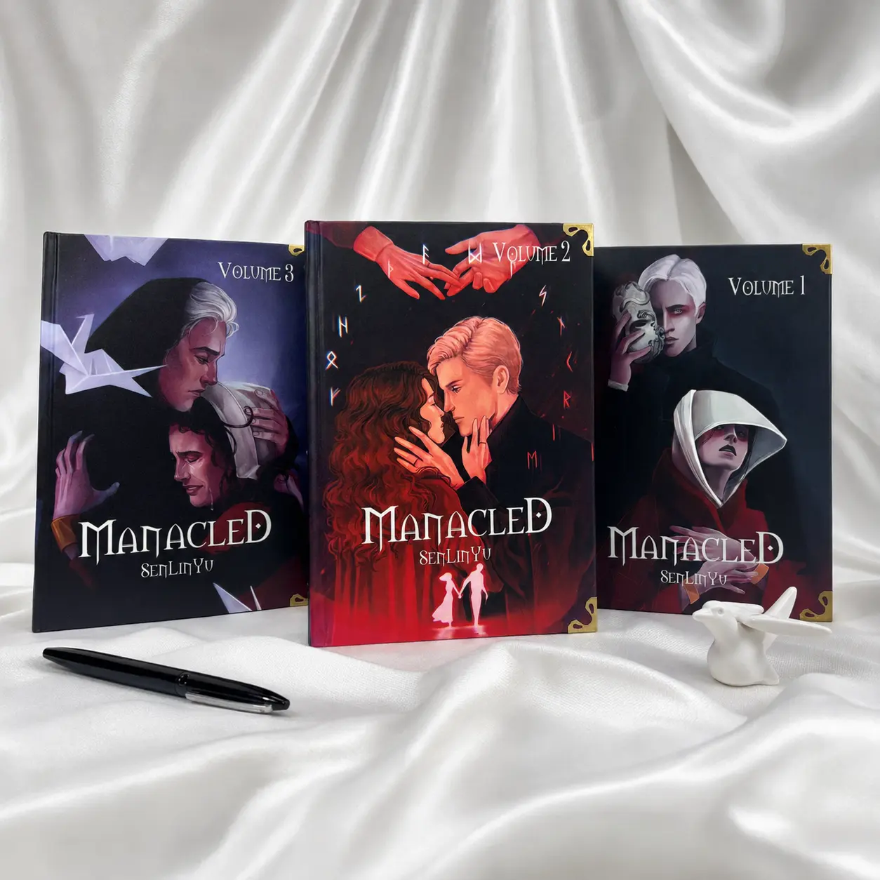 Alchemised by SenLinYu – English Hardcover Dark Fantasy Novel with Complimentary Bookmark, Manacled Book - Deluxe 3-Volume Illustrated Set with Exclusive Poster, Hardcover Bookbinding, Harry Potter Fanfiction Collector Edition, Booktok Gift