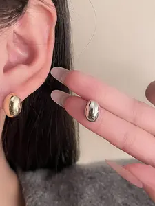 Trendy Silver Color Bean Earrings, Simple Metal Studs for Women, Minimalist Style, High-End Versatile Ear Jewelry