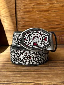 Cinto de Cuero Herradura Blanco con Rojo con Hebilla de Metal #7