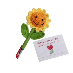 Crochet Yarn Artificial Flower Pen Bouquet Gift for Teacher Valentine's Day