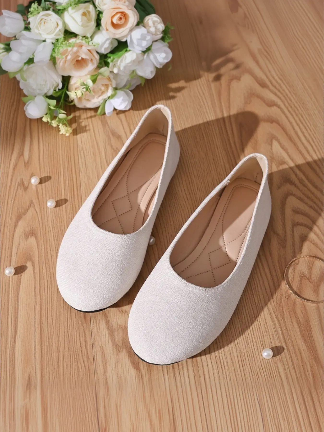 Women's Solid Color Pointed Toe Flat Shoes, Soft Sole Flats, Casual Comfort Slip on Shoes, All-Match Commuter Shoes for Work & Daily Wear