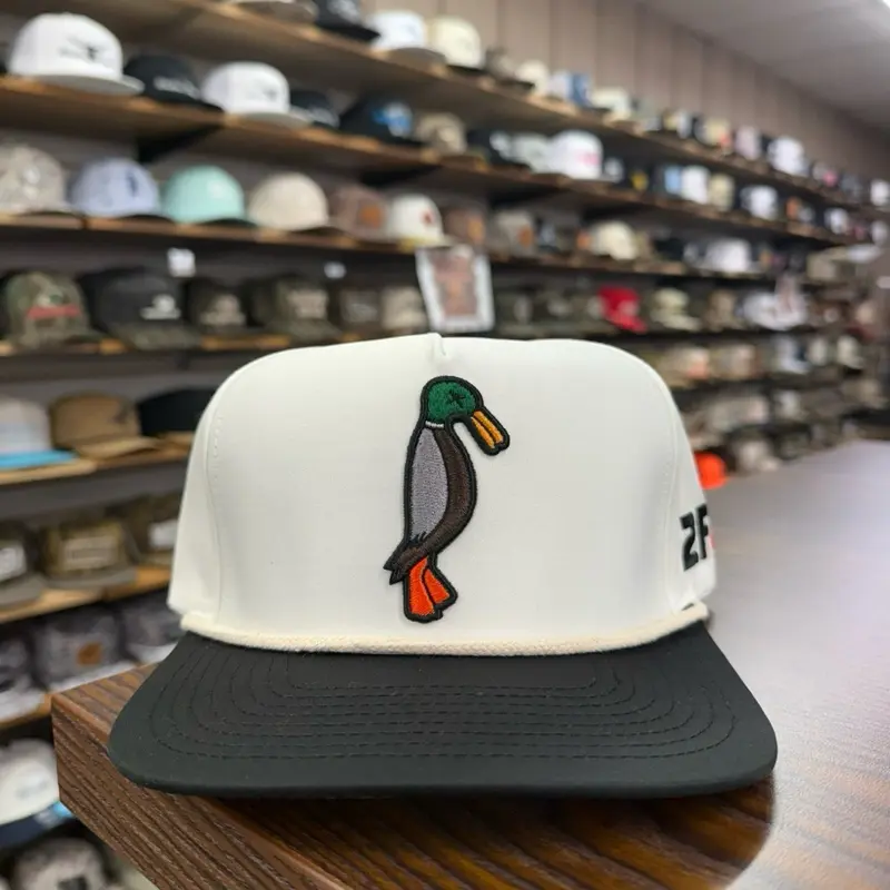 24.7 Duck Rope Hat - Off White/Black