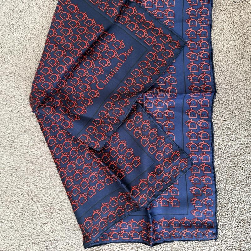 Pre-owned Authentic with COA NWOT Christian Dior Womens Square Silk Scarf Blue Red Trotter Logo