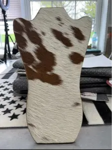 Genuine cowhide necklace display organizers